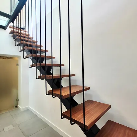 Casa *
